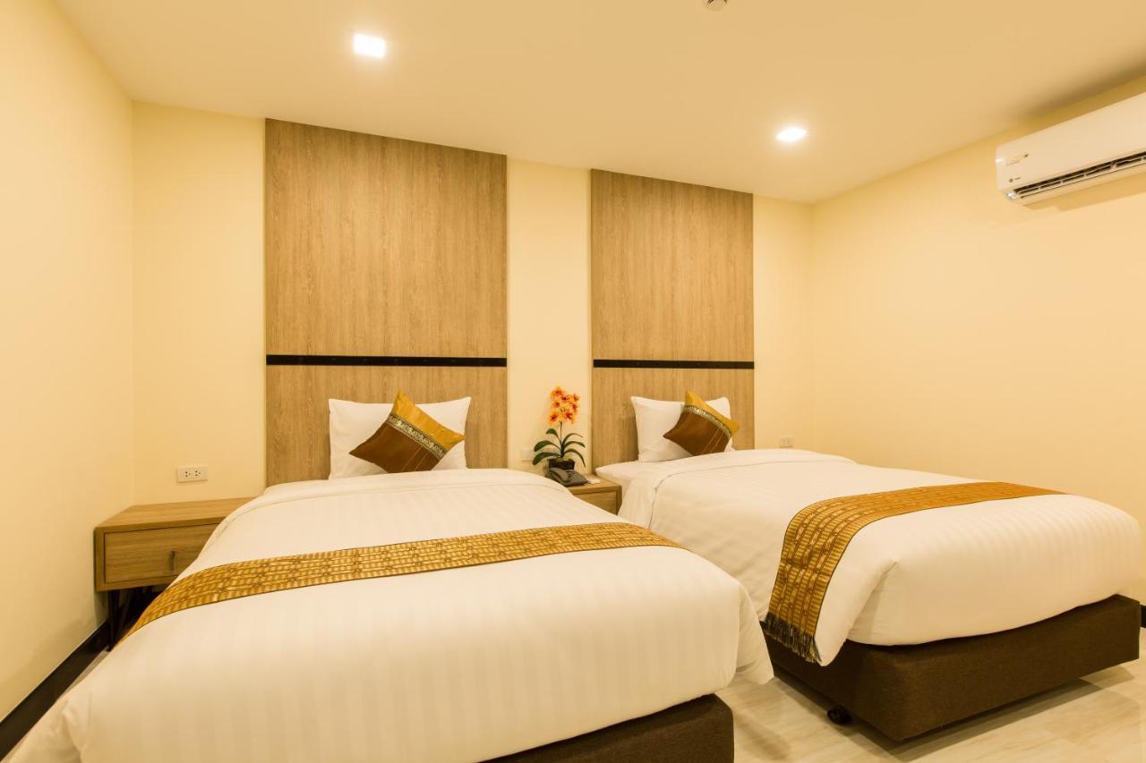 Crystal Palace Luxury Hotel Pattaya Ngoại thất bức ảnh